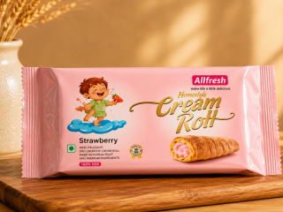 Strawberry Flavour 6pc Cream Roll